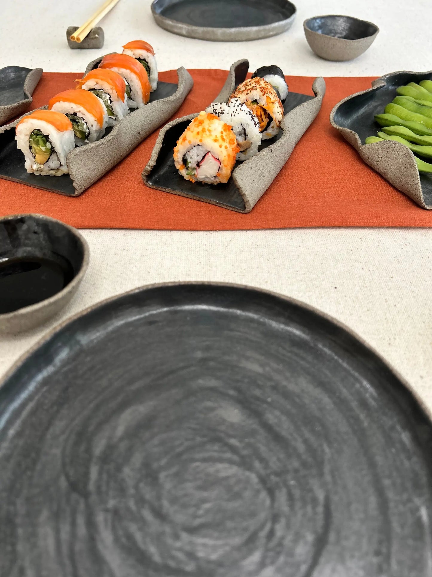 El Yapımı Sushi Tabak Seti - Seramik Sofra Takımları Tekli - Standart ₺2.500, 2 Kişilik - Tüm Ürünlerden İkişer Adet