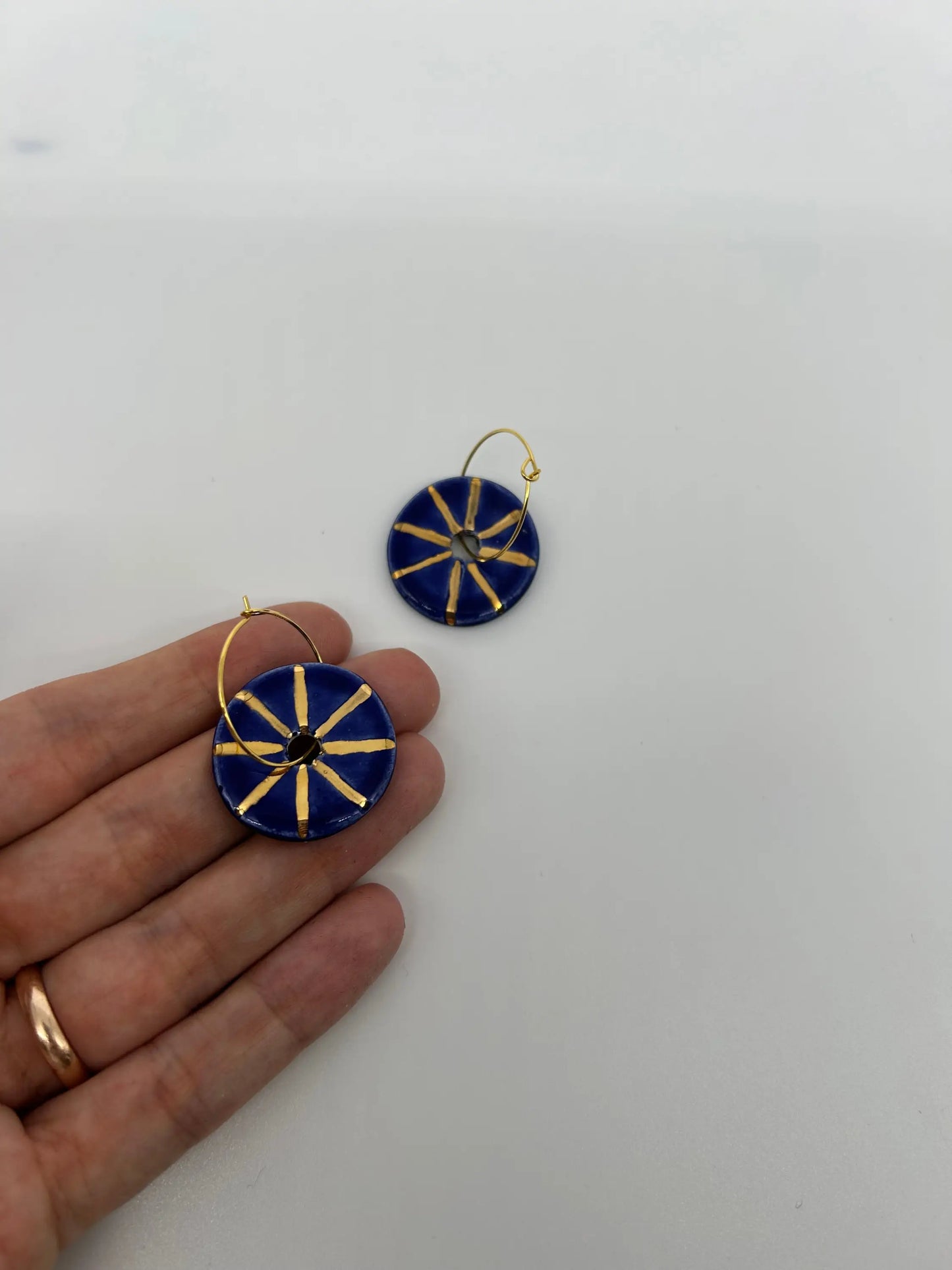 Altın Detaylı Seramik Küpe - Elementler - Su - Ateş ₺450, Hava ₺450, Su ₺450, Toprak ₺450