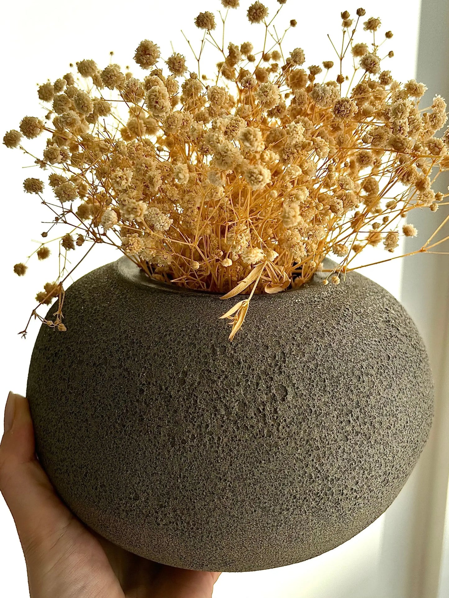 Stoneware Vazo - Krem ₺2.200, Siyah ₺2.200