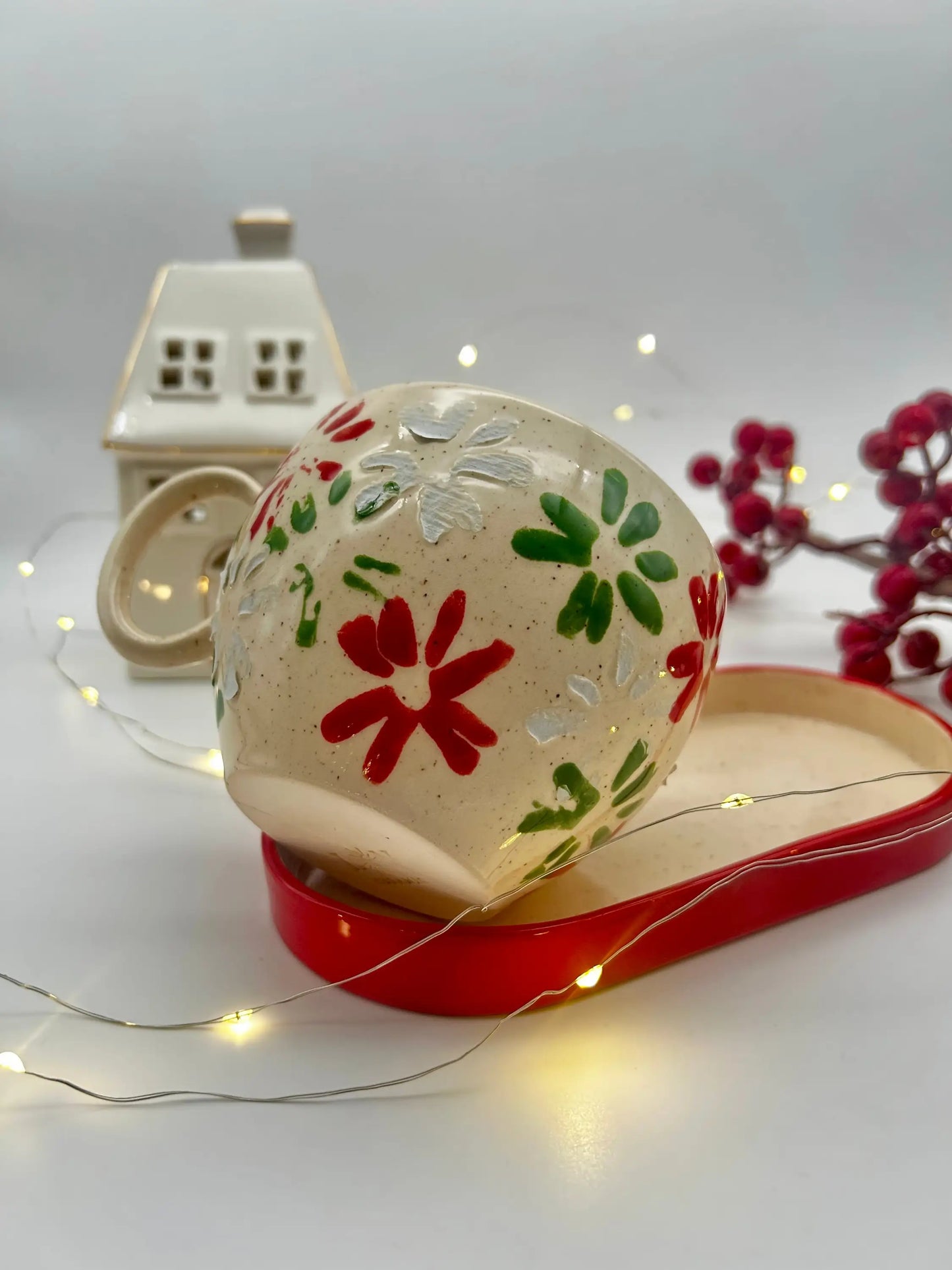 Yeni Yıl Konseptli Tabaklı El Yapımı Seramik Kahve Fincanı - Yeni Yıl Konseptli Tabaklı El Yapımı Seramik Kahve Fincanı