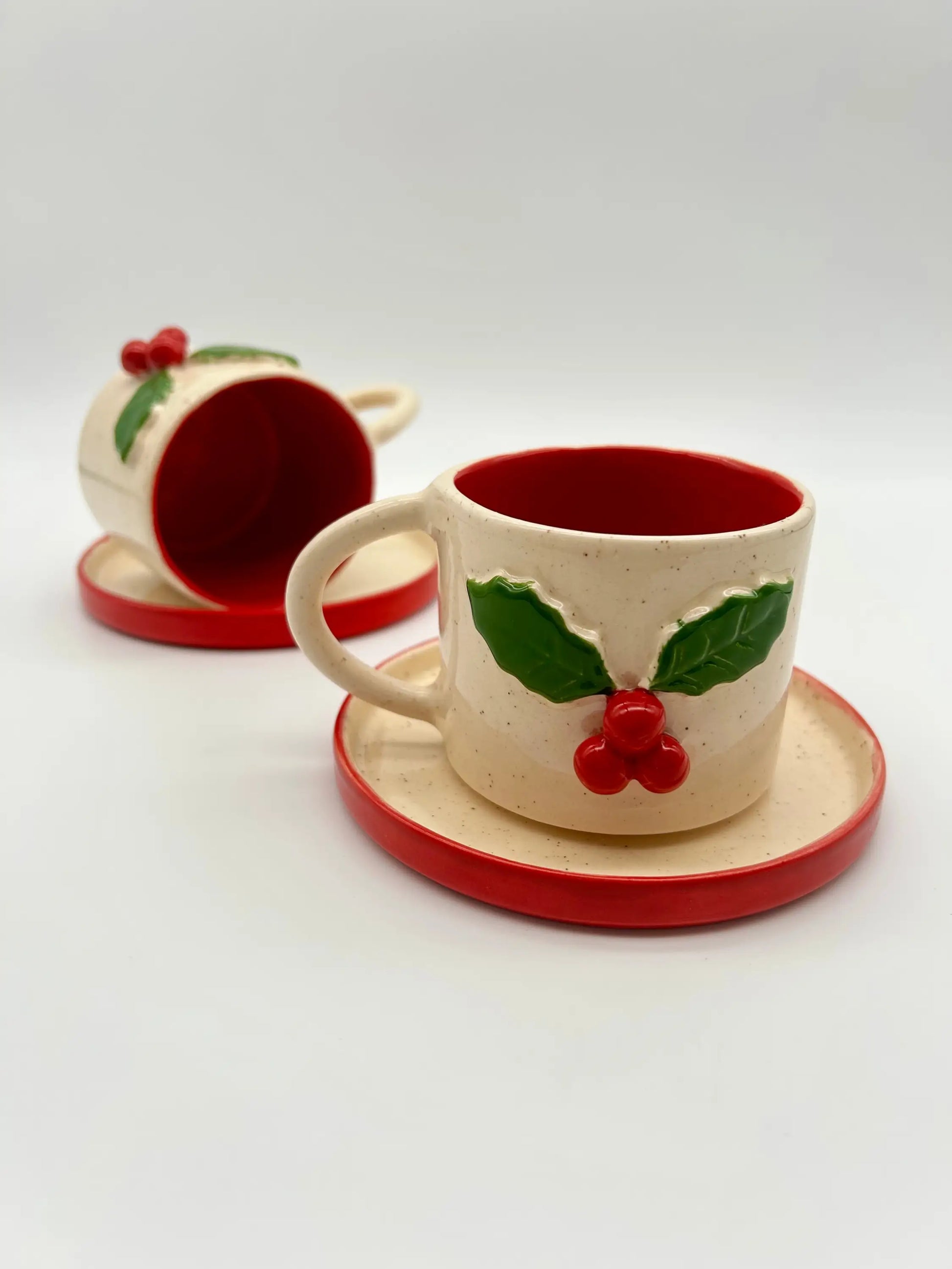 Yılbaşı Konseptli Kırmızı Kokinalı Türk Kahvesi Fincanı Tabaklı - Seramik Kahve Fincanı Yılbaşı Konseptli Kırmızı