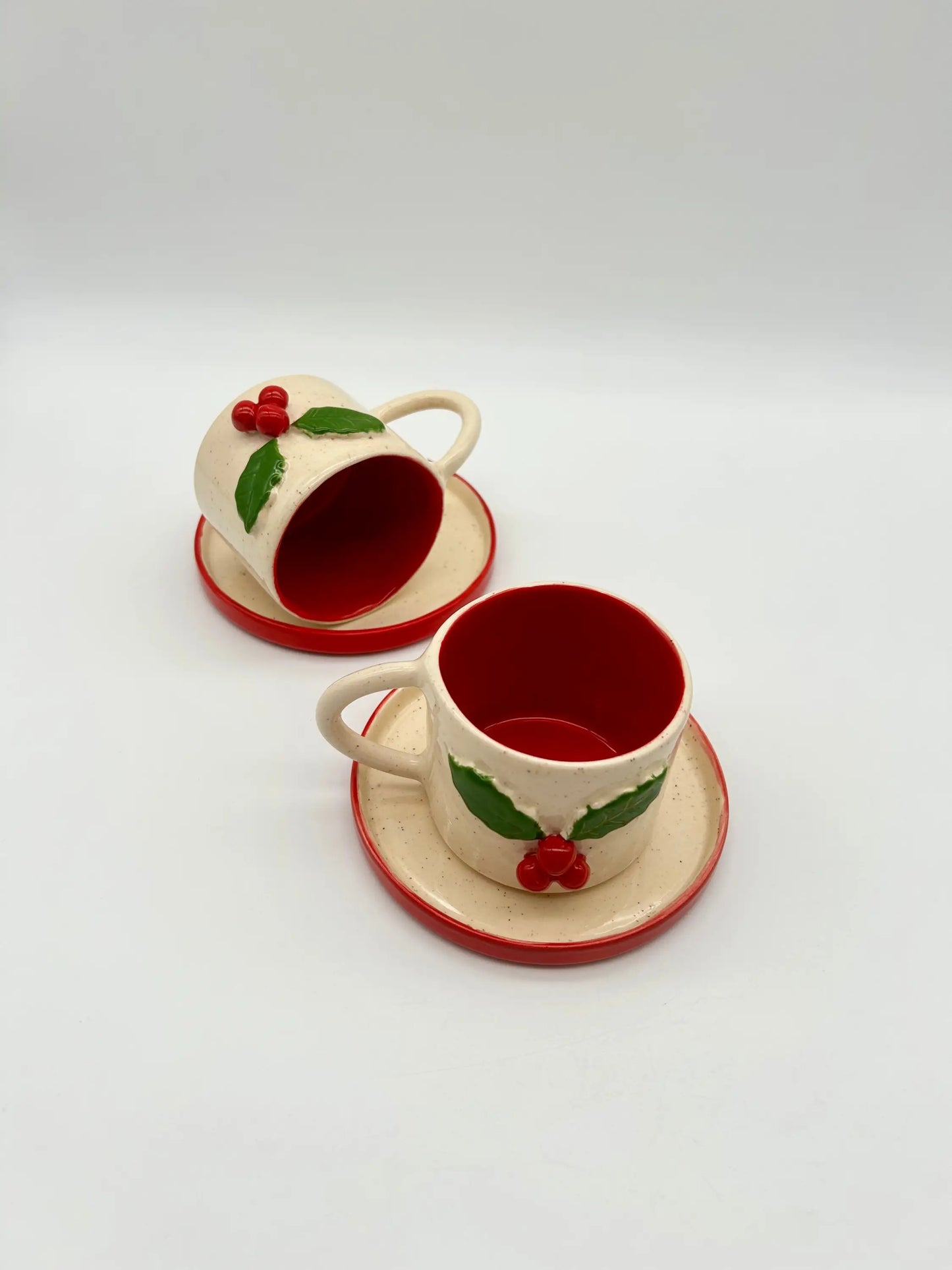 Yılbaşı Konseptli Kırmızı Kokinalı Türk Kahvesi Fincanı Tabaklı - Seramik Kahve Fincanı Yılbaşı Konseptli Kırmızı